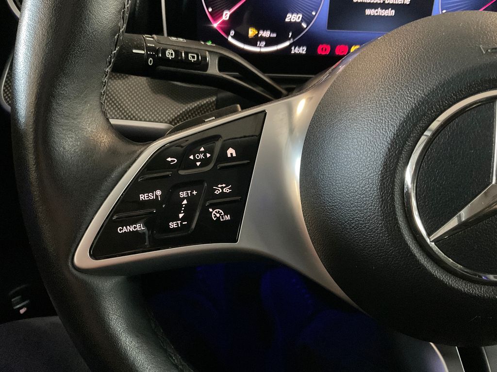 Mercedes-Benz C 220 2024