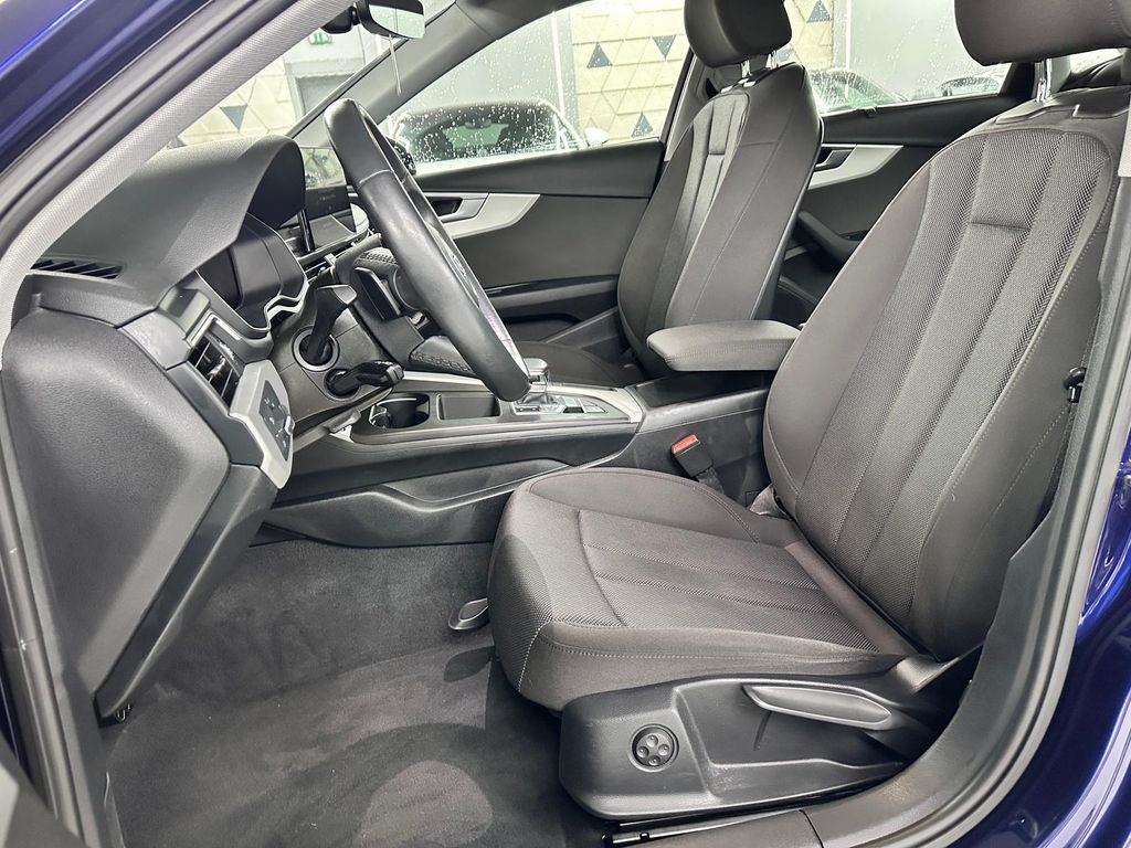 Audi A4 2021
