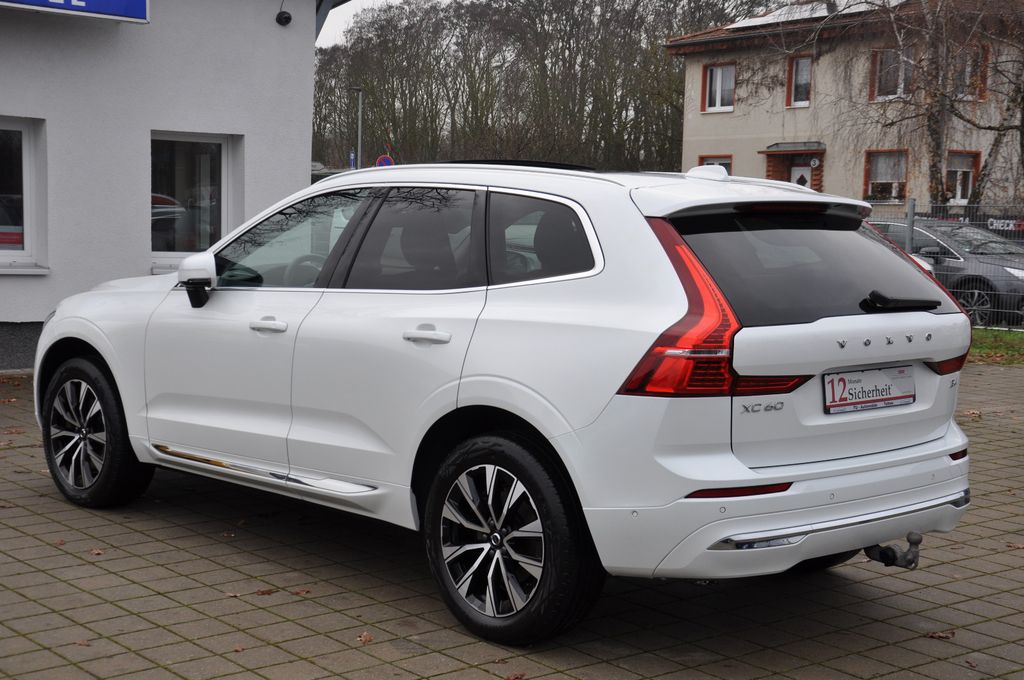 Volvo XC60 2022