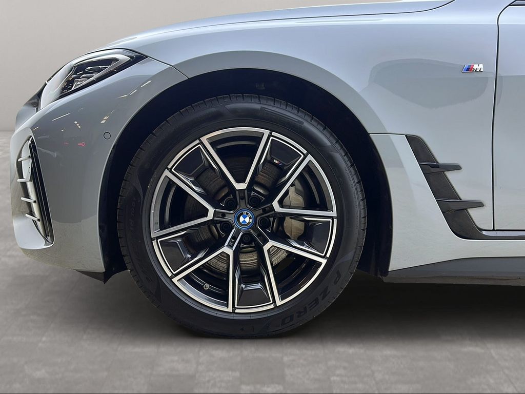 BMW i4 2023
