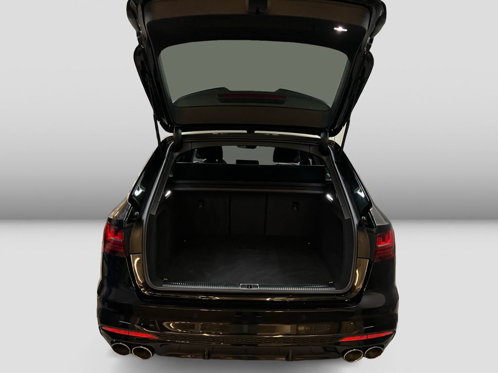 Audi S4 2024