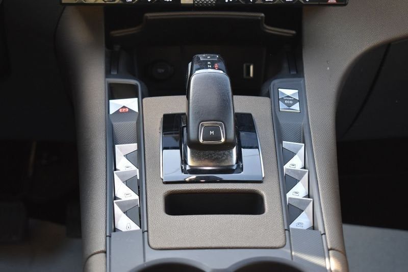 DS Automobiles DS7 (Crossback) 2021