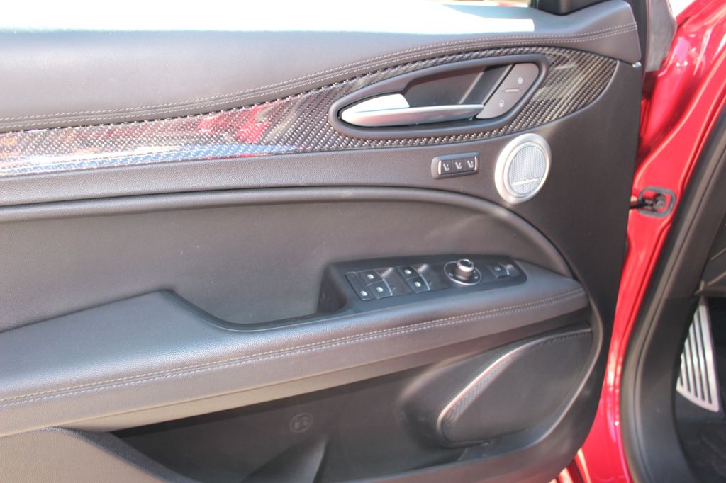 Alfa Romeo Stelvio 2022