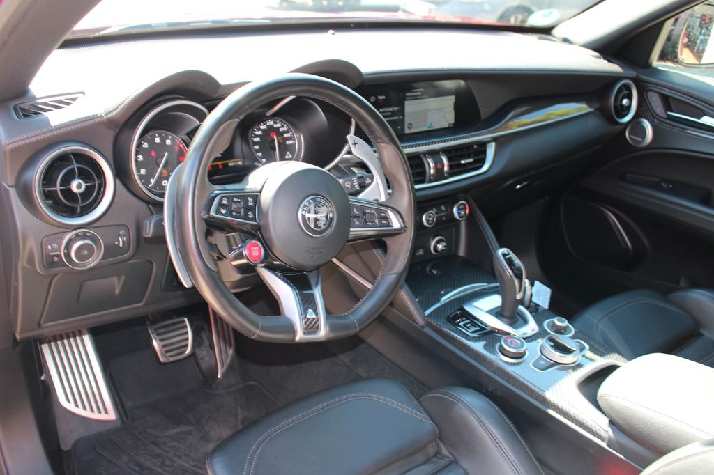 Alfa Romeo Stelvio 2022