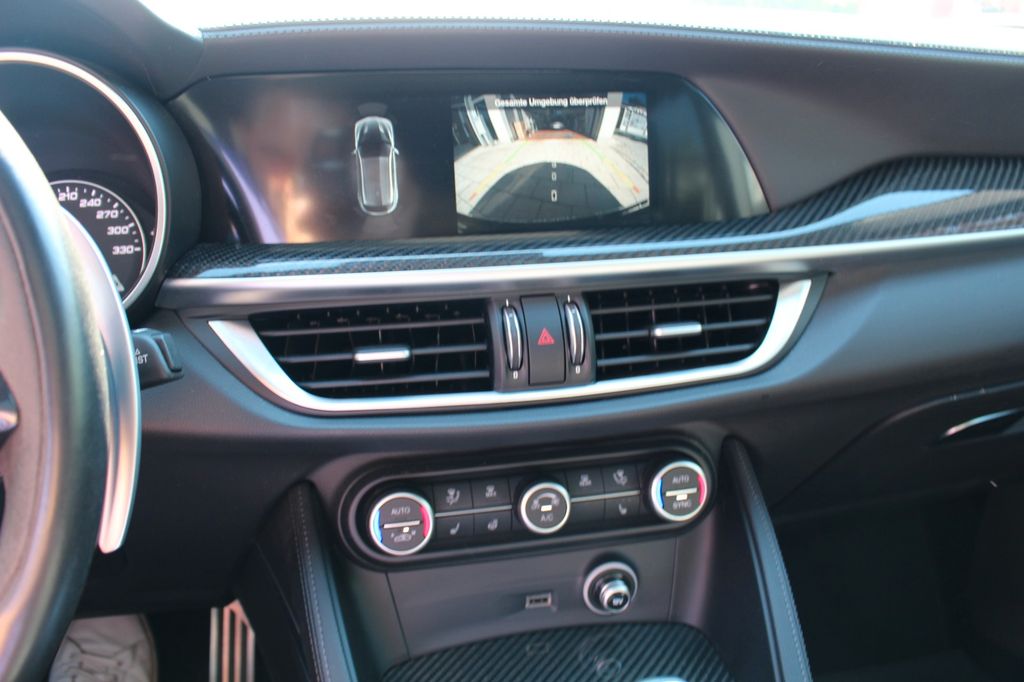 Alfa Romeo Stelvio 2022