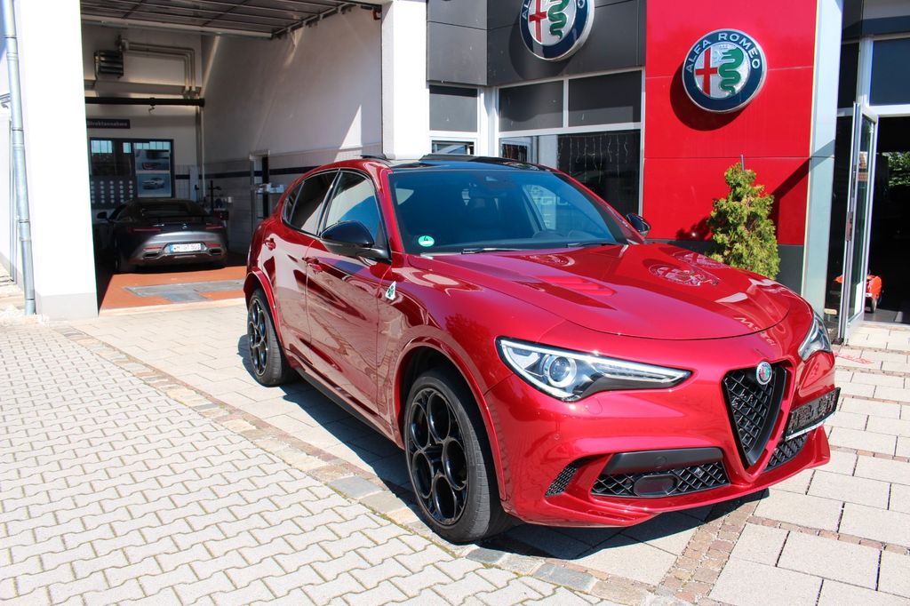 Alfa Romeo Stelvio 2022