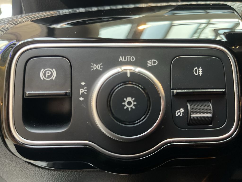 Mercedes-Benz A 250 2021