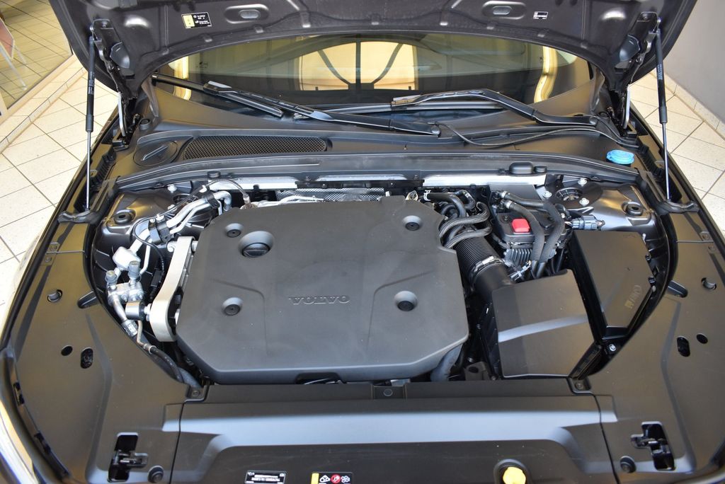 Volvo V90 2021