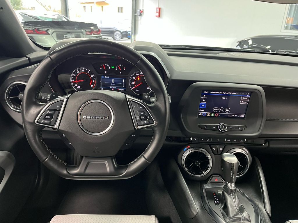 Chevrolet Camaro 2024