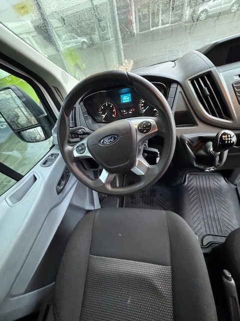 Ford Transit 2017