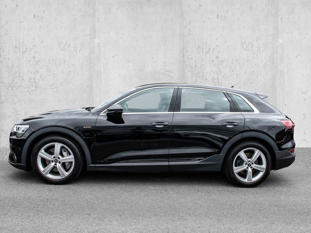 Audi e-tron 2022