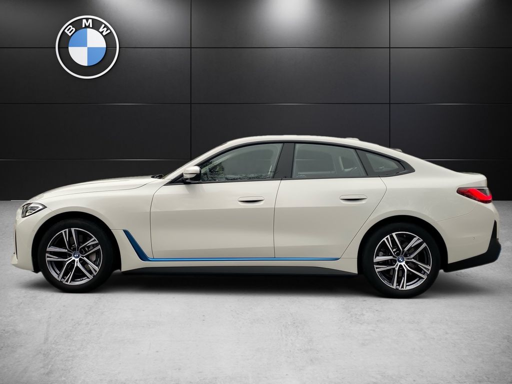 BMW i4 2023