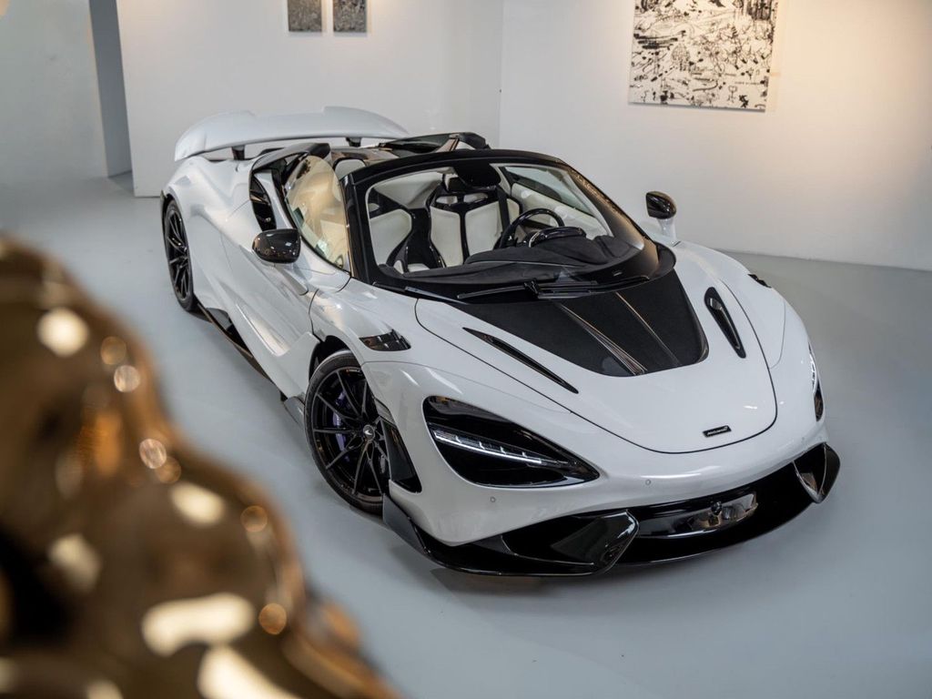 McLaren 765LT 2022