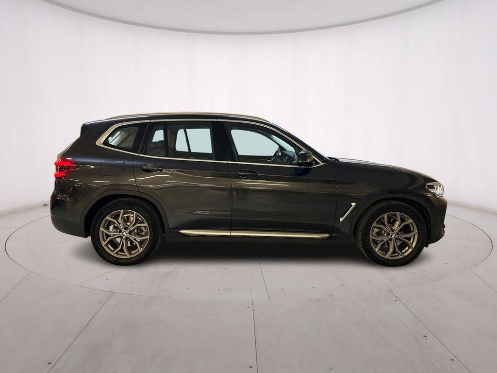 BMW X3 2021