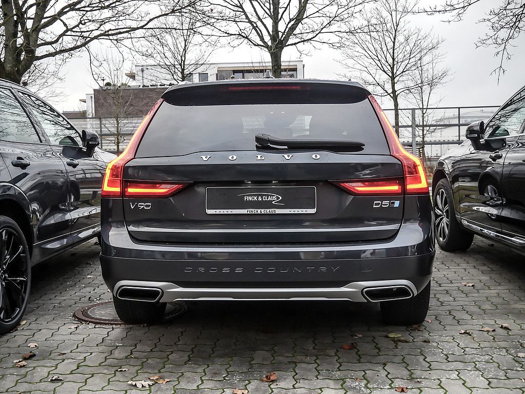 Volvo V90 Cross Country 2019