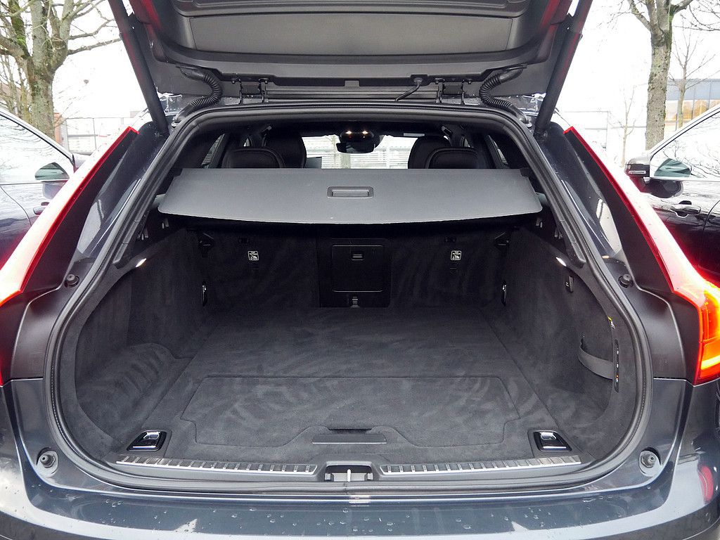 Volvo V90 Cross Country 2019