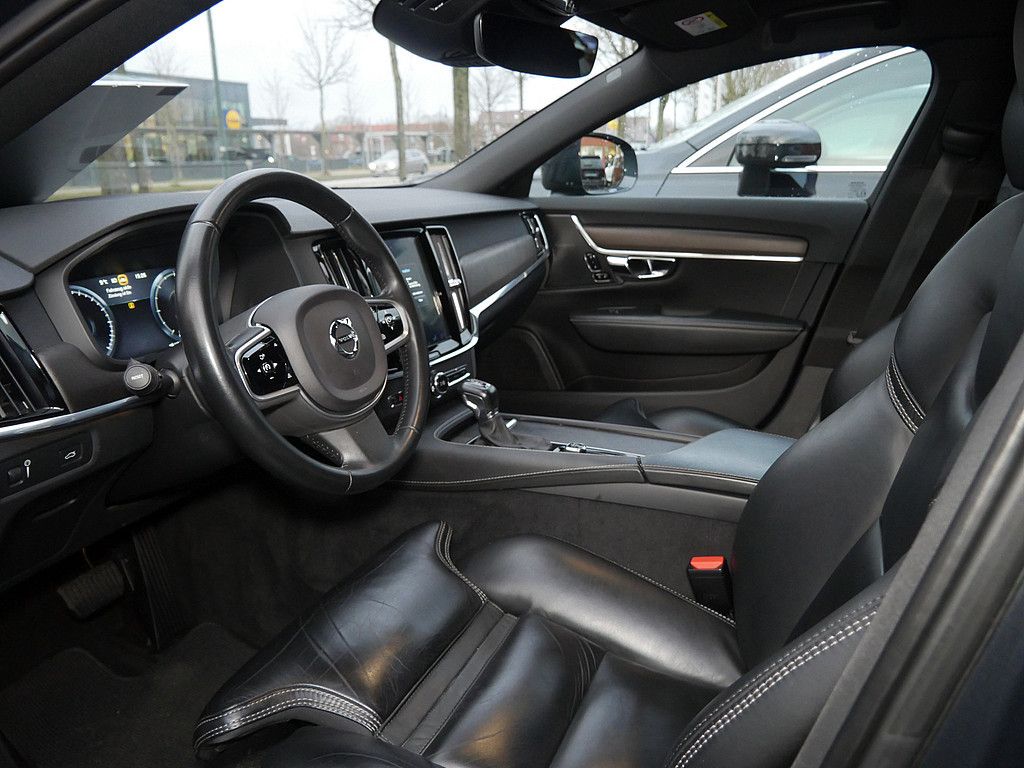 Volvo V90 Cross Country 2019