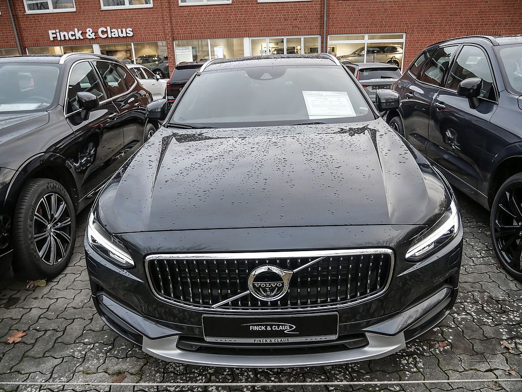 Volvo V90 Cross Country 2019