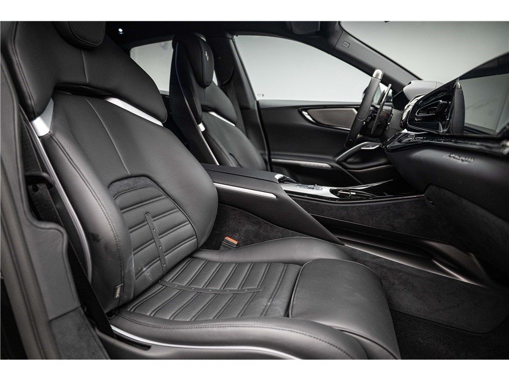 Ferrari Purosangue 2025