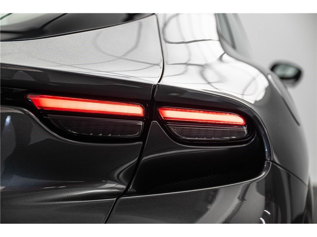 Ferrari Purosangue 2025