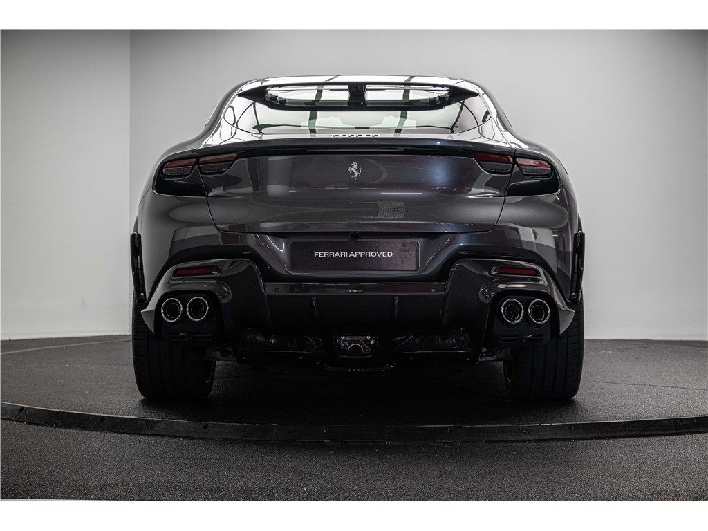 Ferrari Purosangue 2025