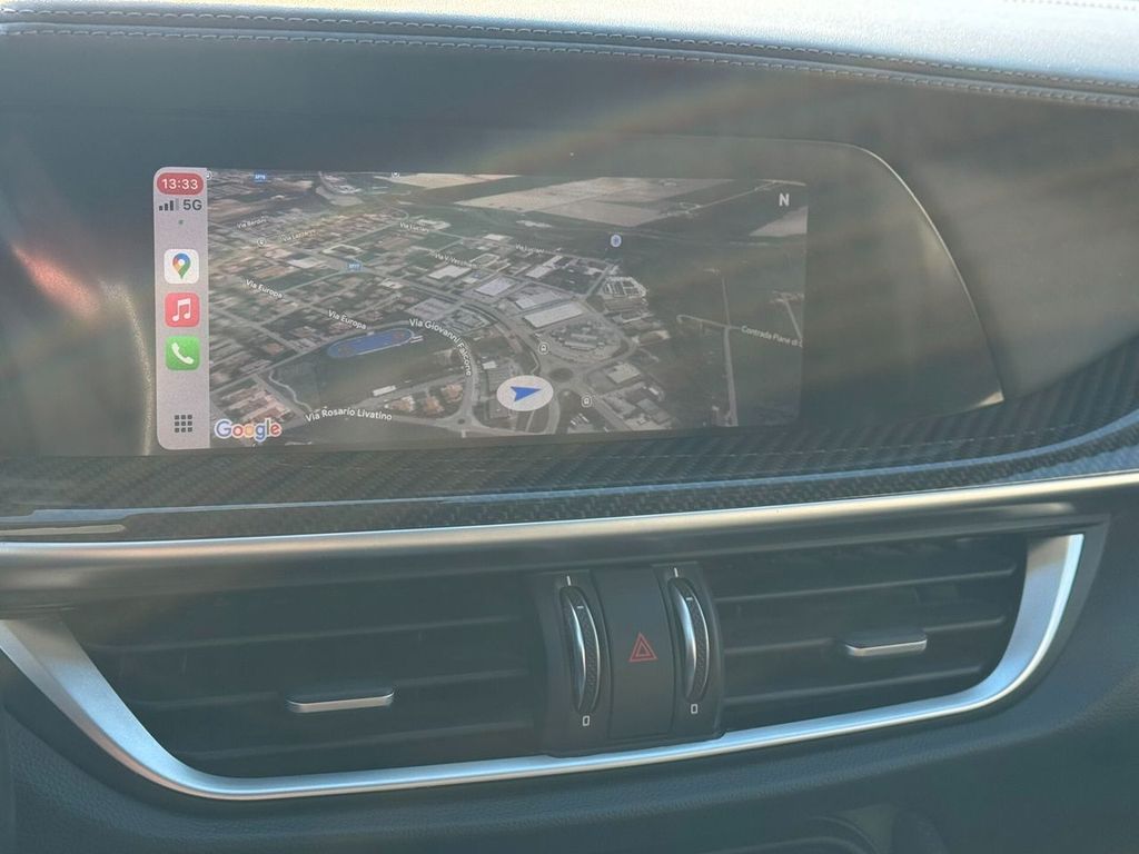 Alfa Romeo Stelvio 2021