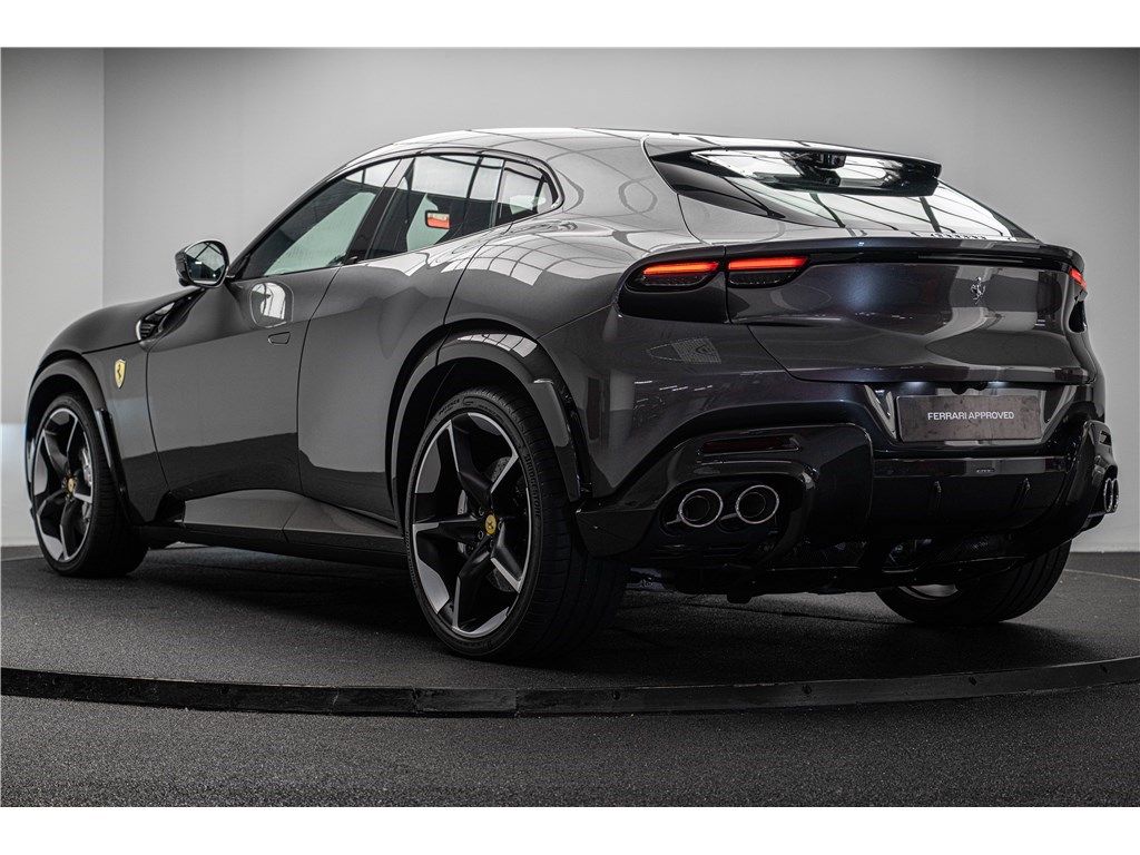 Ferrari Purosangue 2025