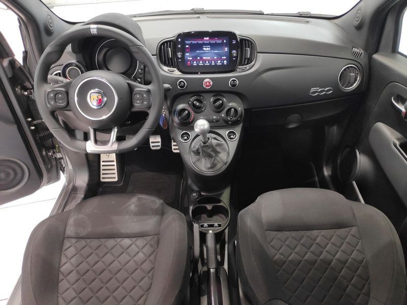 Abarth 595 2024