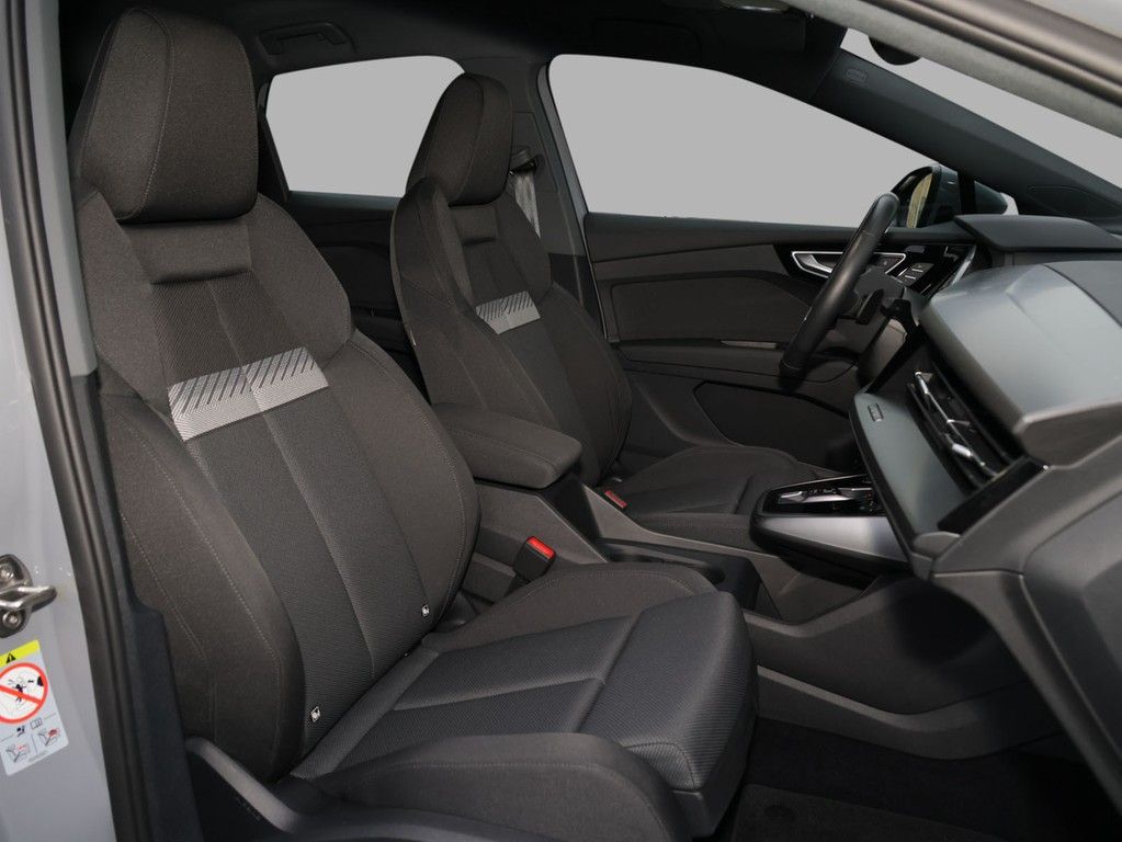 Audi Q4 e-tron 2023