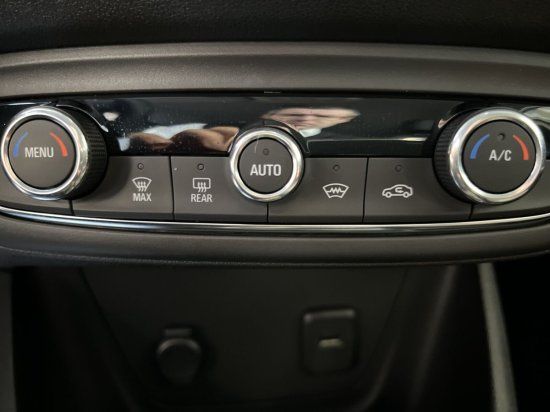 Opel Crossland (X) 2022