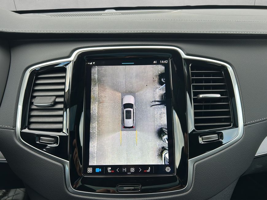 Volvo XC90 2024