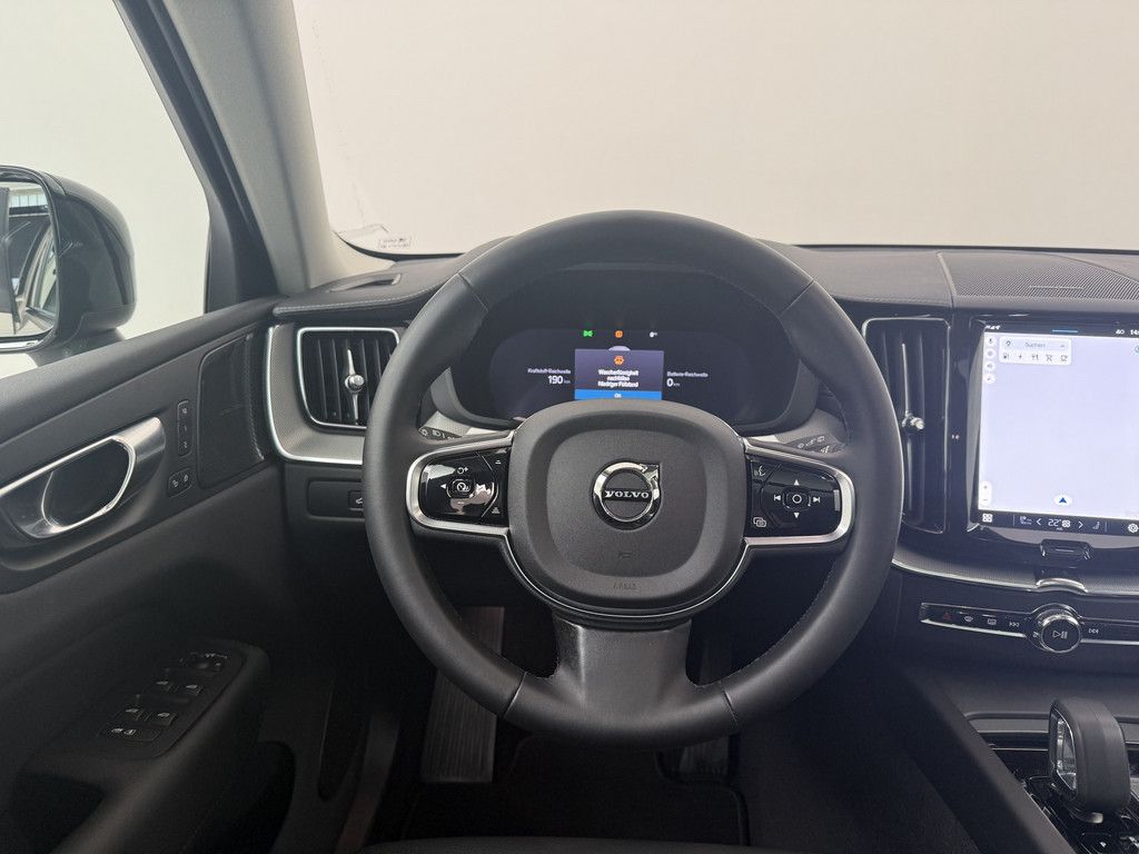 Volvo XC60 2025