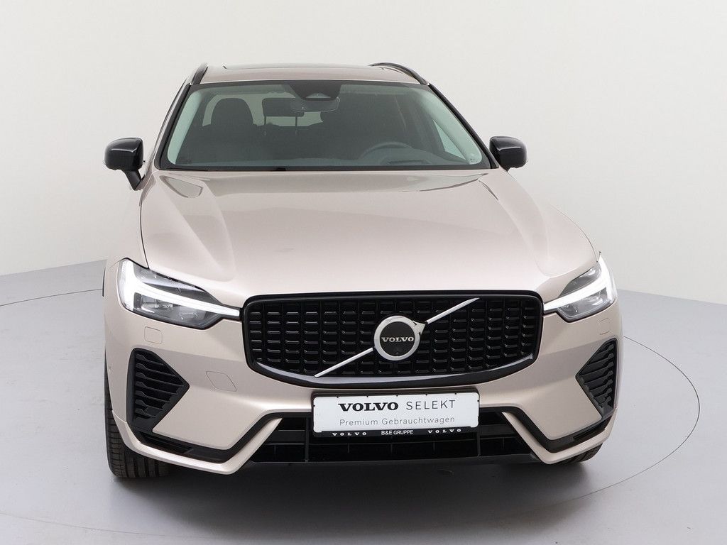 Volvo XC60 2025
