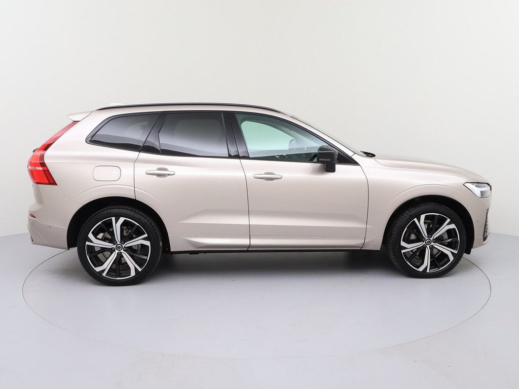 Volvo XC60 2025