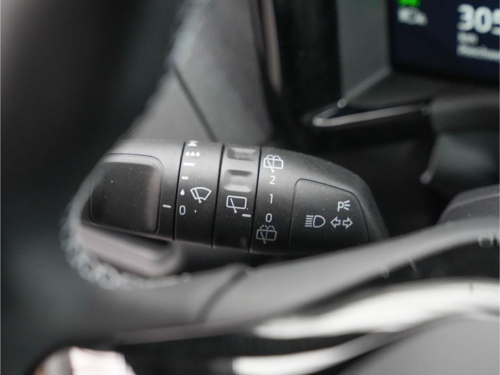 Ford Transit Courier 2025