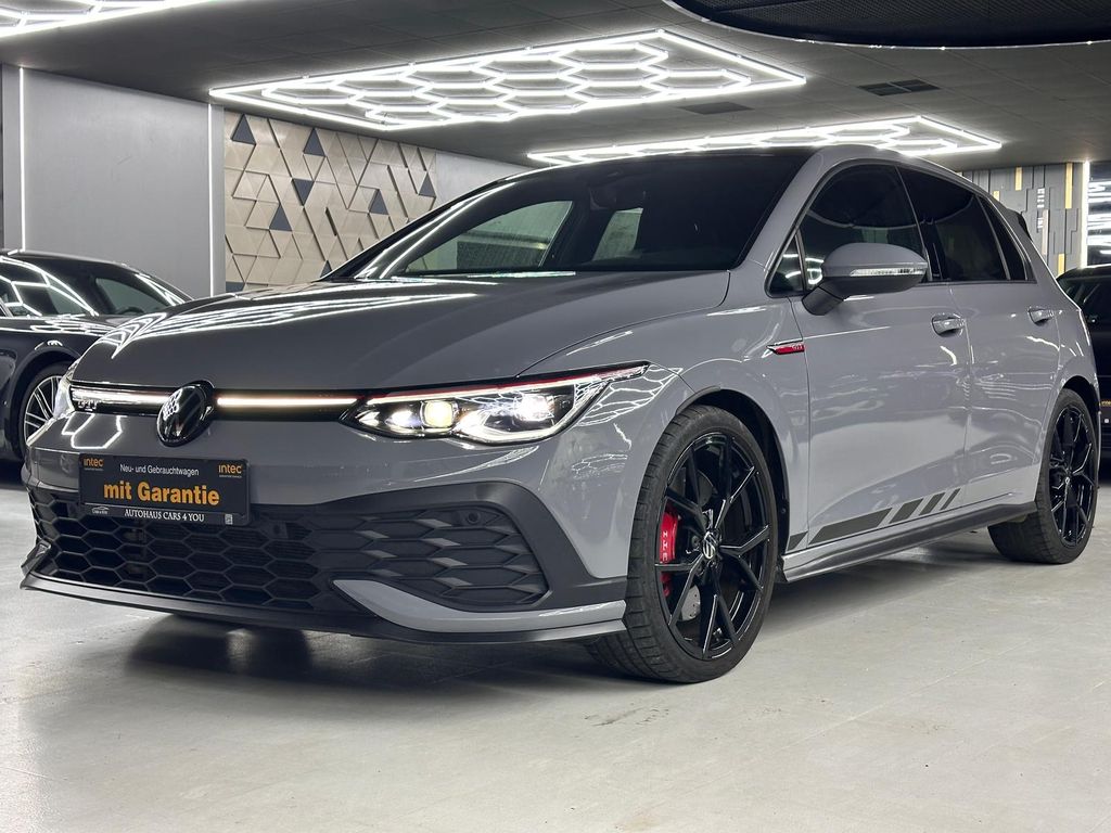 Volkswagen Golf 2024