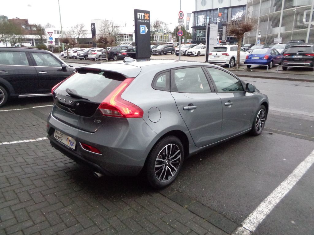Volvo V40 2019