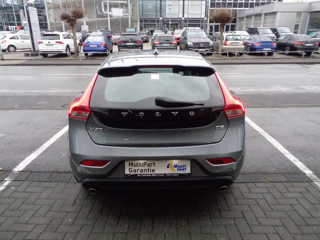 Volvo V40 2019