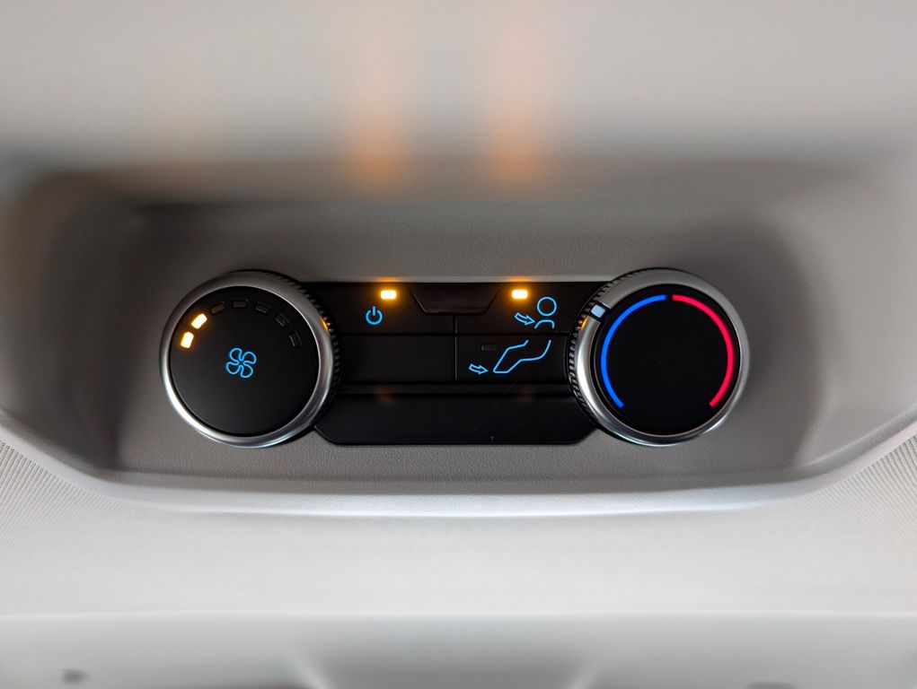 Ford Tourneo Custom 2025