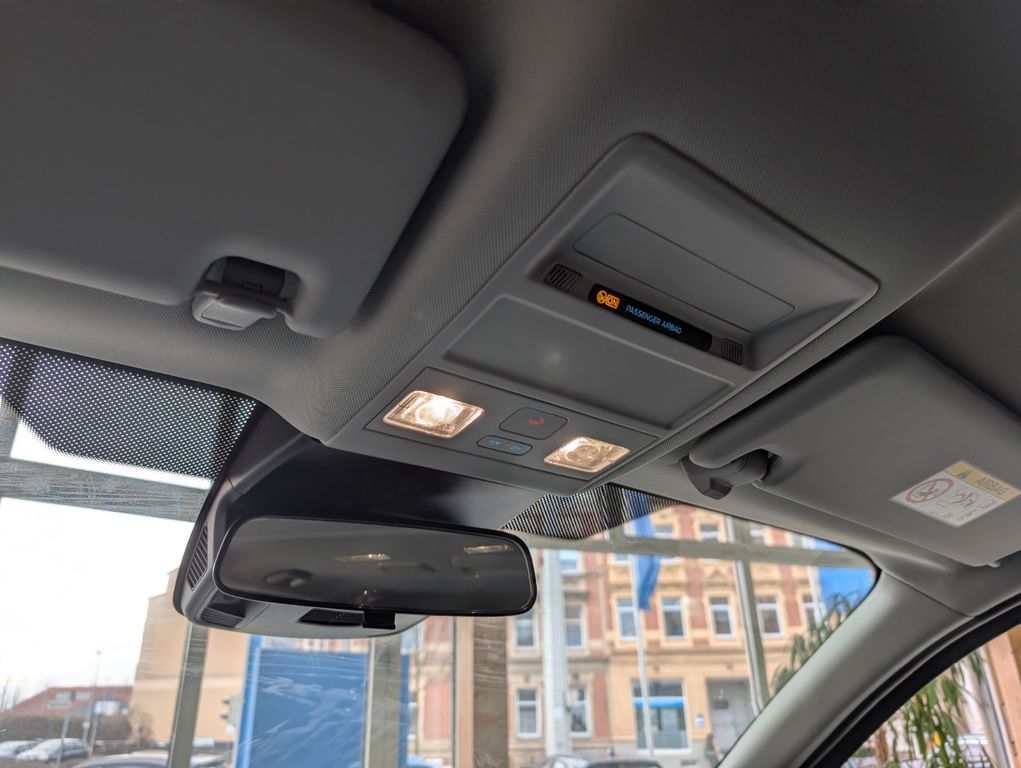 Ford Tourneo Custom 2025