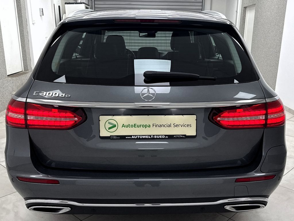 Mercedes-Benz E 300 2021