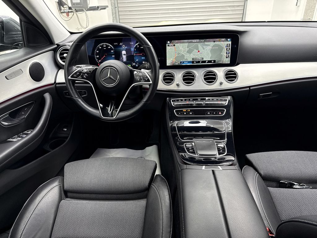 Mercedes-Benz E 300 2021