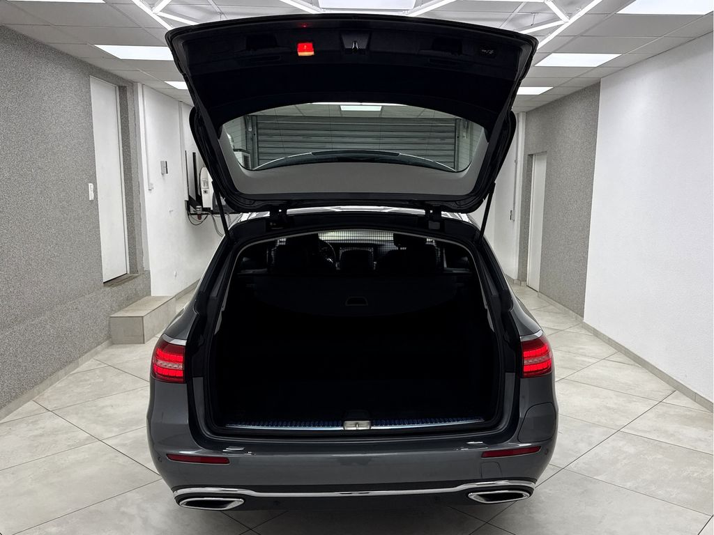 Mercedes-Benz E 300 2021