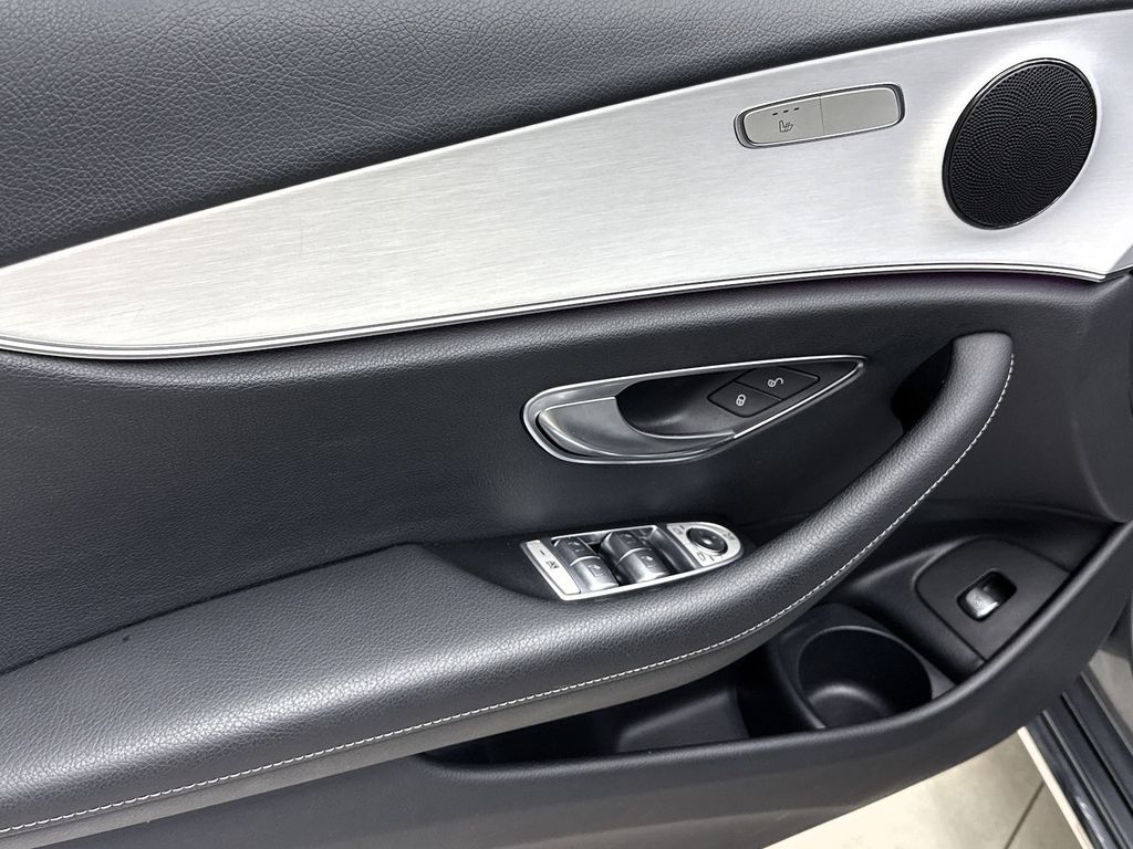 Mercedes-Benz E 300 2021