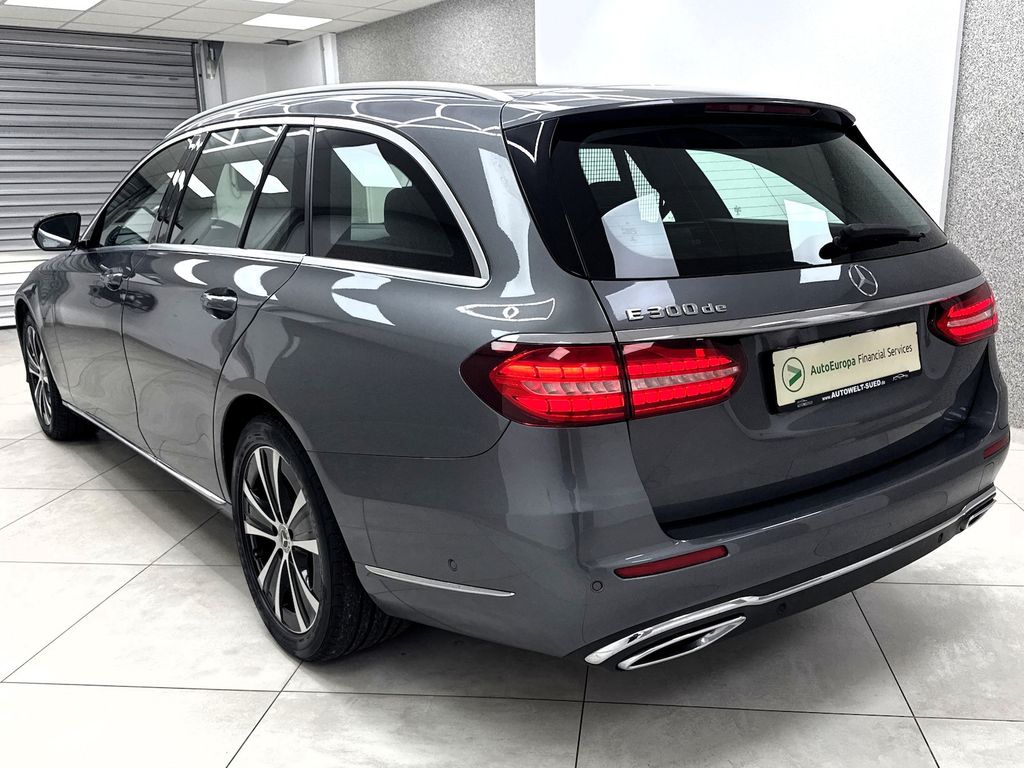 Mercedes-Benz E 300 2021