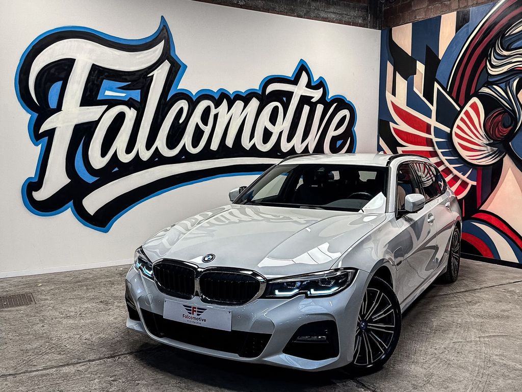 BMW 330 2021