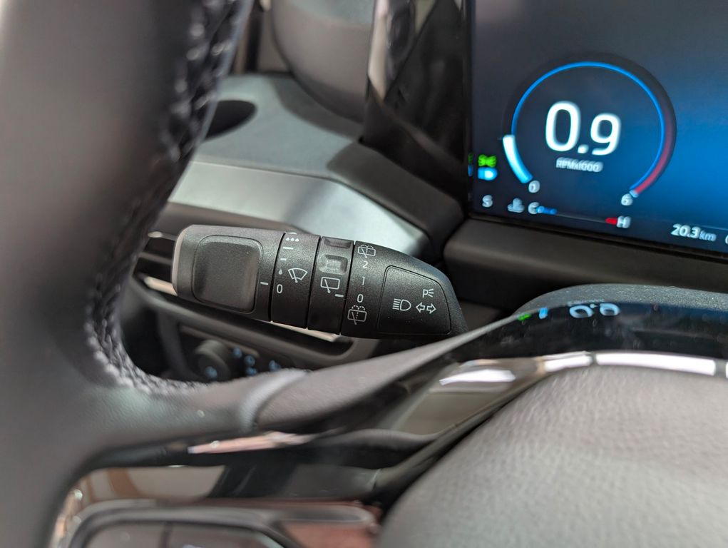 Ford Tourneo Custom 2025