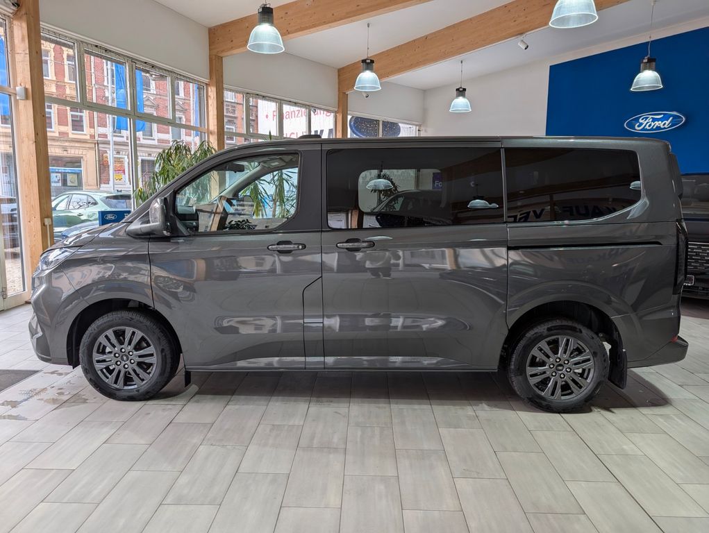 Ford Tourneo Custom 2025