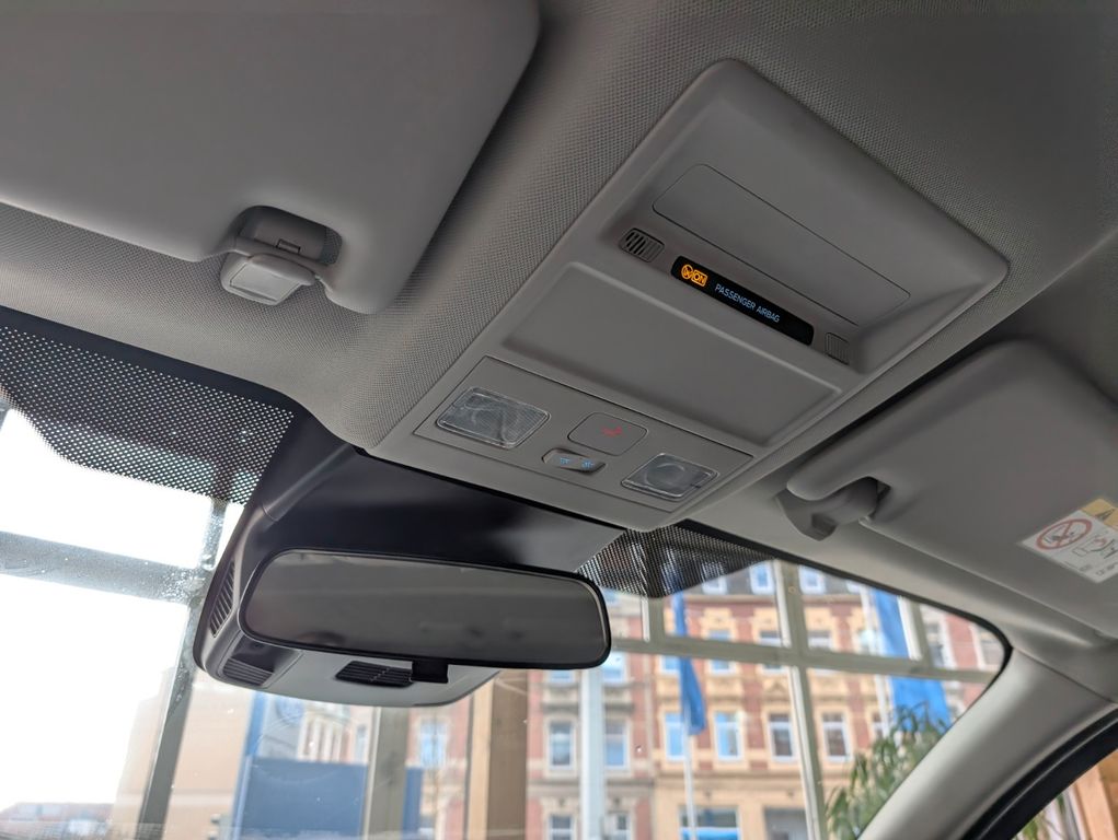 Ford Tourneo Custom 2025