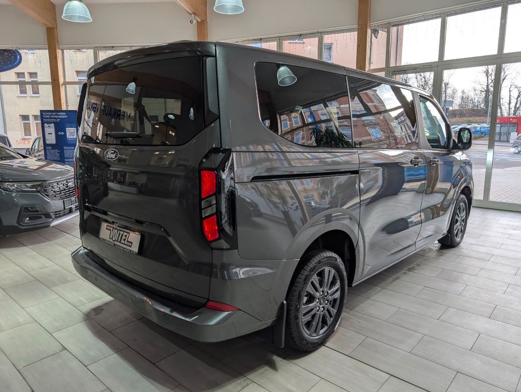 Ford Tourneo Custom 2025